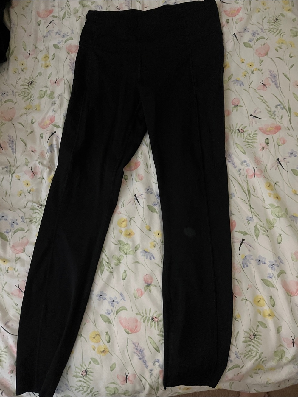 Lululemon black leggings